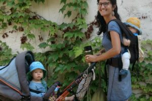 kinderwagen oder babytrage vorteile nachteile unterschiede