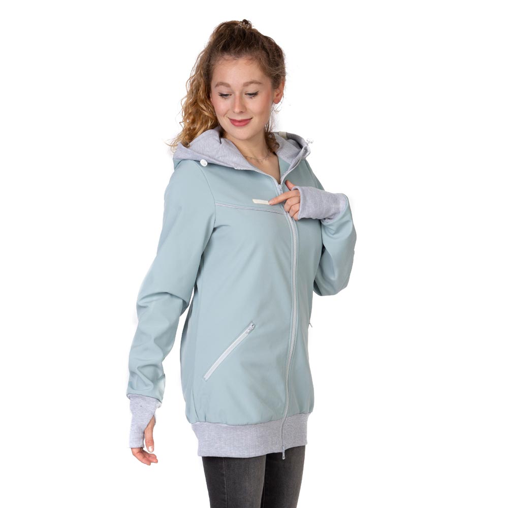 Mamajacke aus Softshell in Eisblau